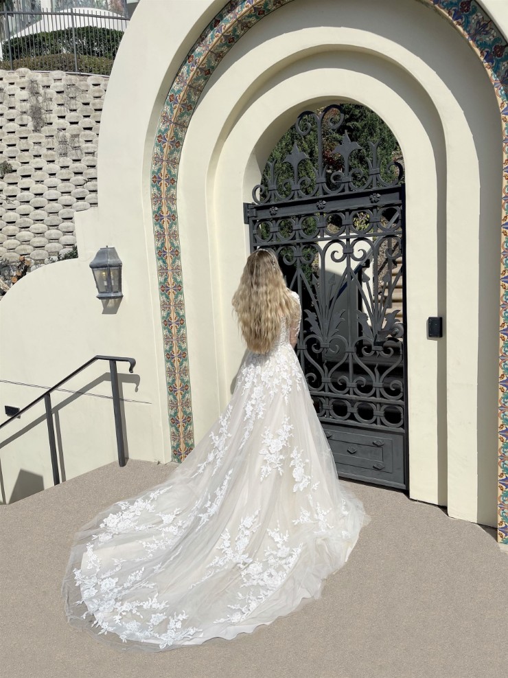 Style 19B-091 Default Thumbnail Image