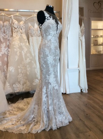 Style 19B-026 #1 thumbnail